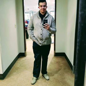 Meet your Posher, Cameron